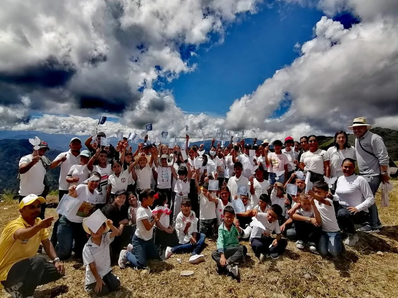 Encuentro comunitario en el territorio del Magdalena Centro